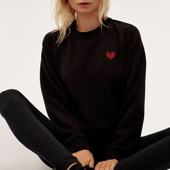 Aritzia Tops - aritzia black sweatshirt